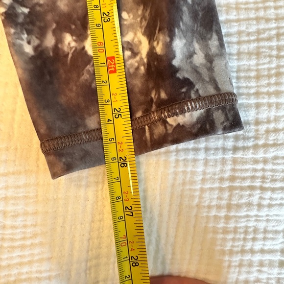 Athleta Cropper Leggings Marbled Charcoal Gray Tie Dye Size XSP - Picture 4 of 8